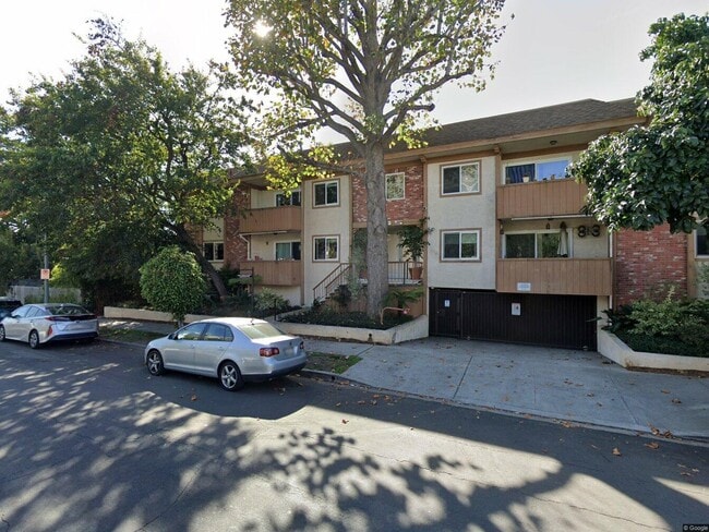 property at 1845 Corinth Ave