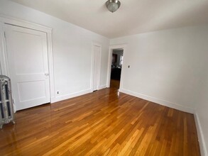 91-93 Harvard St-Unit -2 in Malden, MA - Building Photo - Building Photo