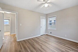 2912 Abigail Dr in Louisville, KY - Foto de edificio - Building Photo