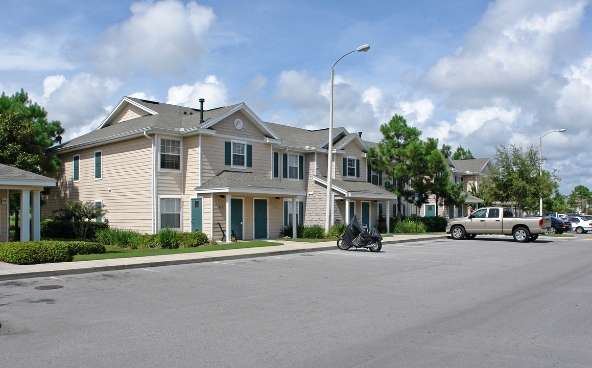 Stone Harbor Apartments in Panama City Beach, FL - Building Photo