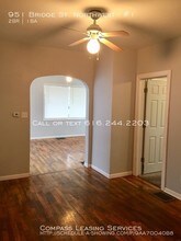 951 Bridge St NW-Unit -#1 in Grand Rapids, MI - Building Photo - Building Photo