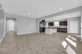 8809 Teton View Rd in Las Vegas, NV - Building Photo - Building Photo