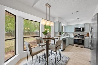 3807 Rolling Hill in Round Rock, TX - Building Photo - Building Photo