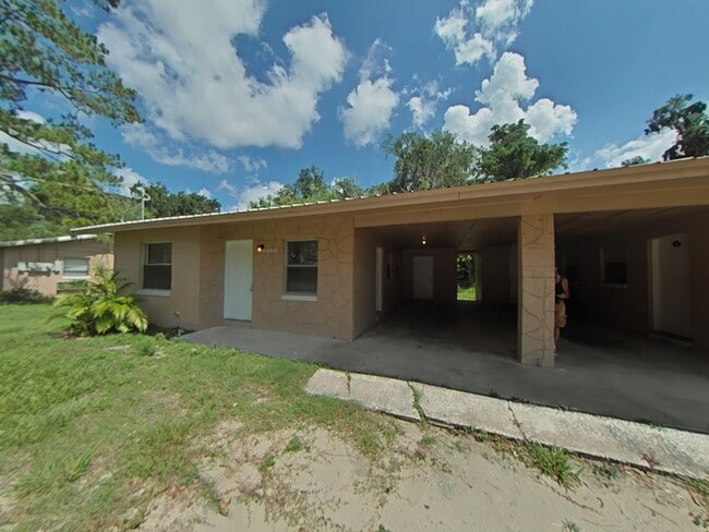 1715 SW 7th Pl in Ocala, FL - Building Photo - Building Photo