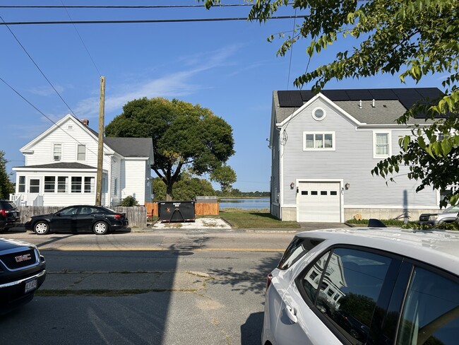 221 Market St, Unit 1