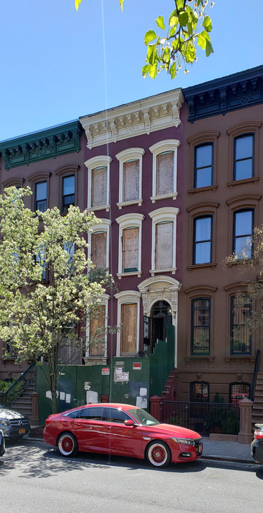 16 E 126th St in New York, NY - Foto de edificio