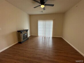 135 Harmony Meadows Ct, Unit 135 in Dardenne Prairie, MO - Foto de edificio - Building Photo