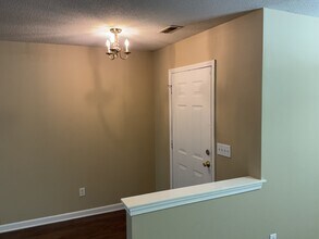 1706 Hargrove Dr in McLeansville, NC - Building Photo - Building Photo
