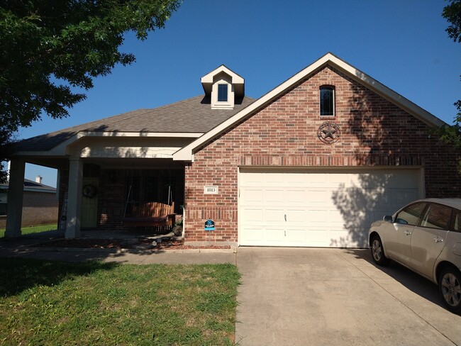 1813 Berkley Dr in Red Oak, TX - Building Photo - Building Photo