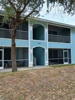 1030 Hancock Creek S Blvd in Cape Coral, FL - Building Photo