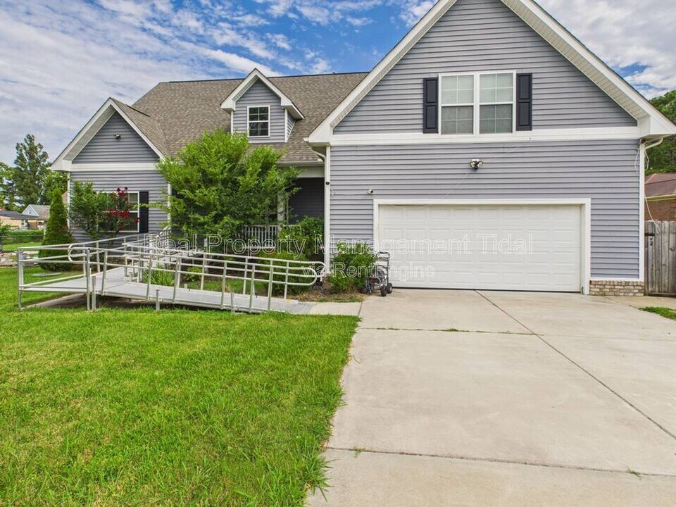 533 Old Point Ave in Hampton, VA - Building Photo