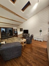 8488 Barbara Dr in Mentor, OH - Building Photo - Building Photo