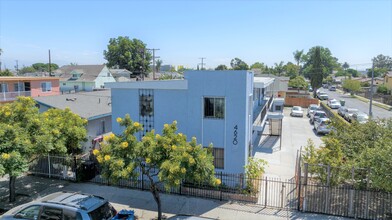 4618-4620 Compton Ave in Los Angeles, CA - Building Photo - Building Photo