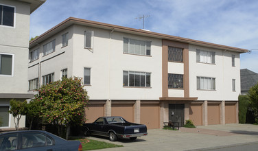 1515 Chestnut St in Alameda, CA - Building Photo - Building Photo