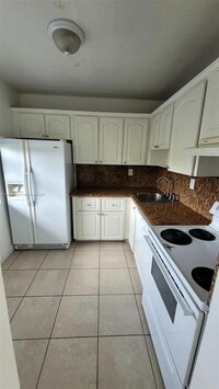 9460 Fontainebleau Blvd