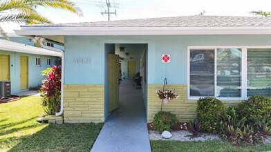 4421 Poinciana St in Lauderdale-by-the-Sea, FL - Building Photo - Building Photo