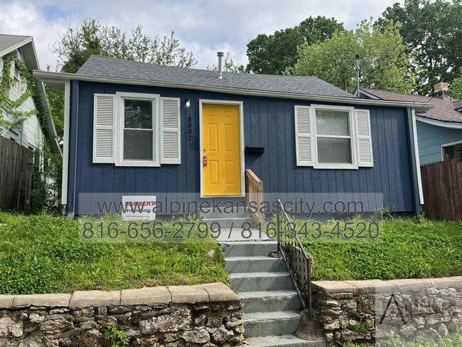 property at 5002 Norledge Ave
