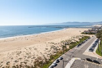 Apartamentos en Playa Del Rey, CA