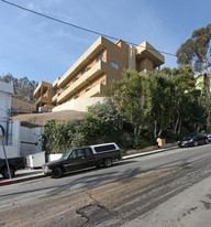 3712 Evans St Apartamentos