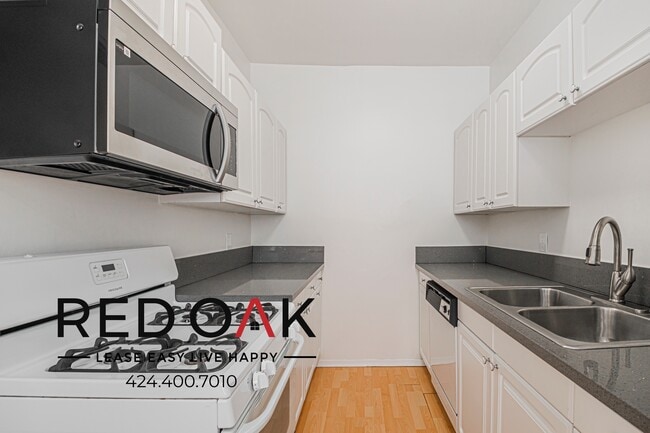 231 S Tower Dr in Beverly Hills, CA - Foto de edificio - Building Photo