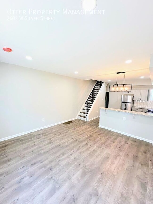 property at 2602 W Silver St