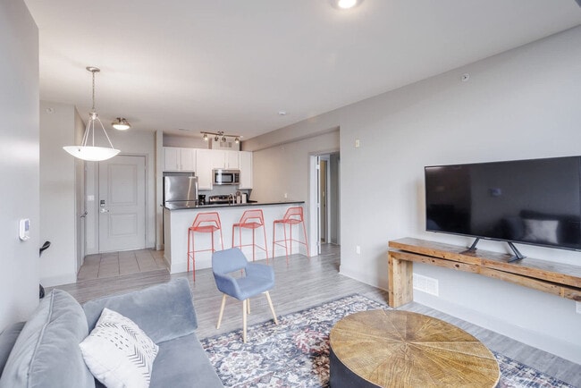 121 E Freedom Way, Unit ID1439241P in Cincinnati, OH - Building Photo - Building Photo