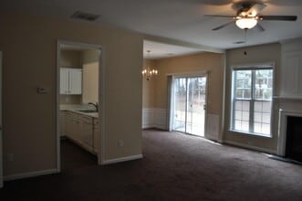 2380 Fairlie Dr in Duluth, GA - Building Photo - Building Photo