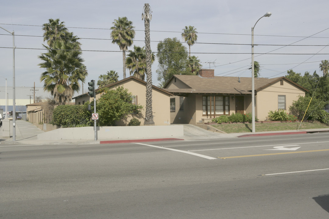 1425 S Greenwood Ave in Montebello, CA - Building Photo