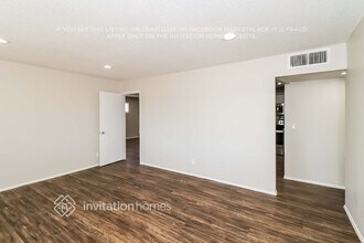 3146 W Cactus Rd in Phoenix, AZ - Foto de edificio - Building Photo