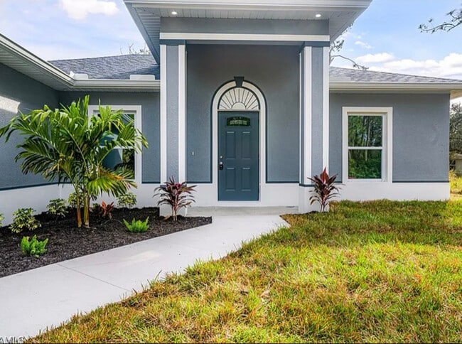 2509 34th St W in Lehigh Acres, FL - Building Photo - Building Photo