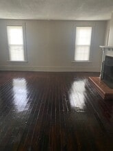 866 Liberty St, Unit 1 in Meadville, PA - Foto de edificio - Building Photo