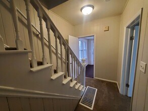 240 E Dunham Ave in Des Moines, IA - Building Photo - Building Photo