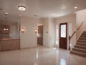 9230 Rouge Cir in Houston, TX - Building Photo - Building Photo