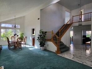21714 Agajanian Ln in Santa Clarita, CA - Building Photo - Building Photo