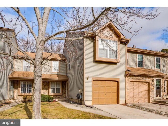 property at 164 Kettlebrook Dr