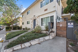 303 N. Oakland in Pasadena, CA - Building Photo - Building Photo