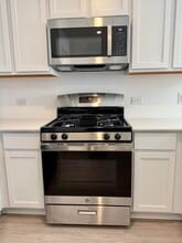 125 Painted Night Rd in Hutto, TX - Building Photo - Building Photo