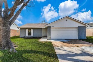 13979 Clark Towne Ln in Sugar Land, TX - Building Photo