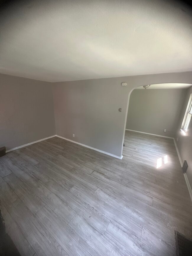property at 1021 Orchard Ct