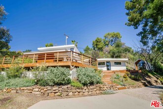 2508 Topanga Skyline Dr in Topanga, CA - Building Photo - Building Photo