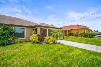 1528 Gretchen Ave S in Lehigh Acres, FL - Building Photo - Building Photo