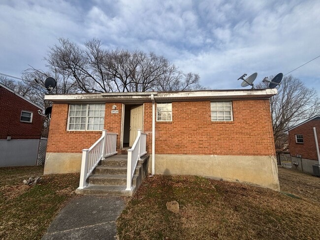2826 Idlewild Blvd NE in Roanoke, VA - Building Photo - Building Photo