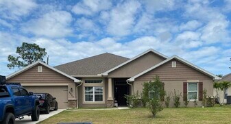 1919 SW Sylvester Ln in Port St. Lucie, FL - Building Photo