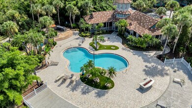 7628 Southern Brook Bend in Tampa, FL - Building Photo - Building Photo