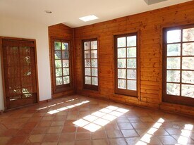 2047 Ivar Ave, Unit 2047 in Los Angeles, CA - Building Photo