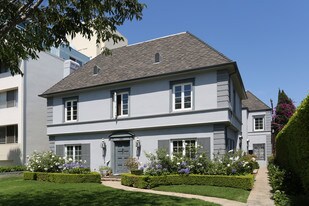 442 S Roxbury Dr in Beverly Hills, CA - Building Photo