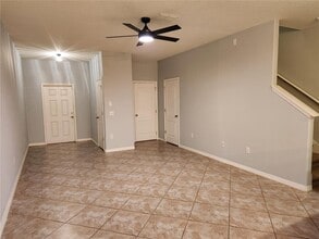 1242 Acadia Harbor Pl in Brandon, FL - Building Photo - Building Photo