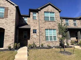 2909 Bluets Dr in Mesquite, TX - Building Photo