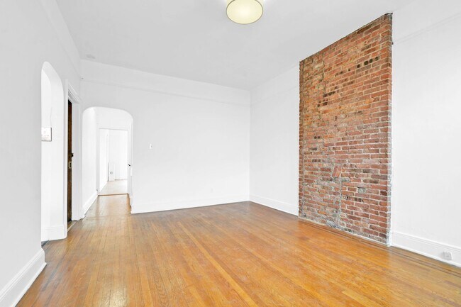 214 8th Ave-Unit -Unit 2 in Brooklyn, NY - Building Photo - Building Photo