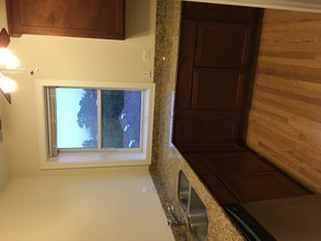 3911 W Addison St, Unit 3B in Chicago, IL - Building Photo - Building Photo